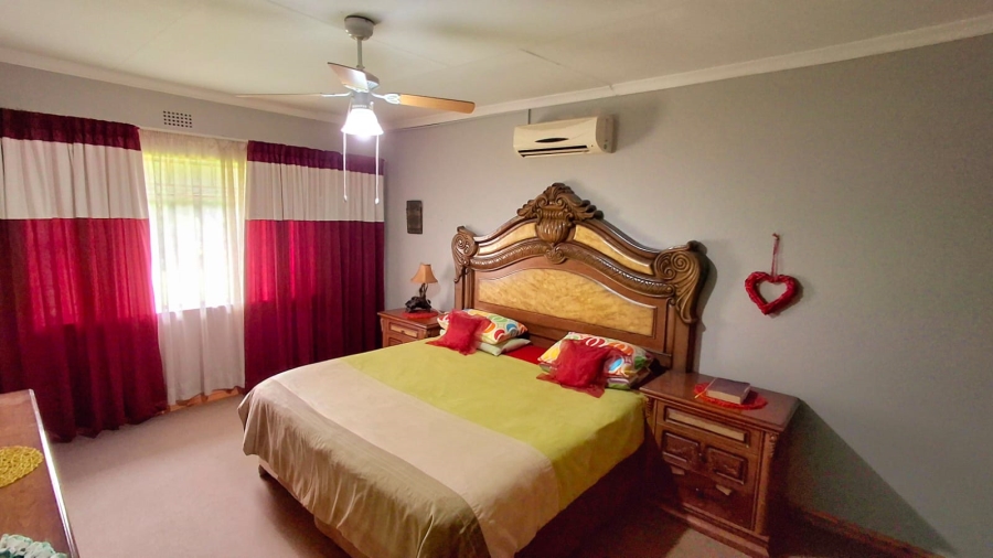 4 Bedroom Property for Sale in Vaalpark Free State